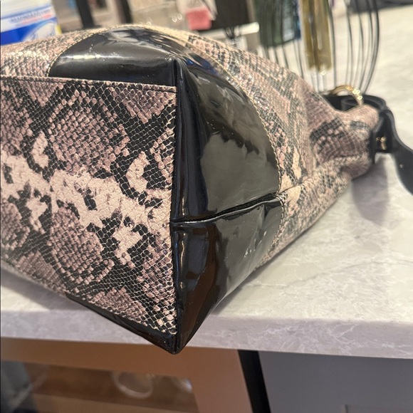 Dooney and Bourke, python, black and gray hobo shoulder bag - Picture 6 of 12